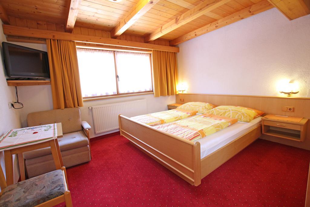Gaesteheim Anni Winkler Nauders Ruang foto